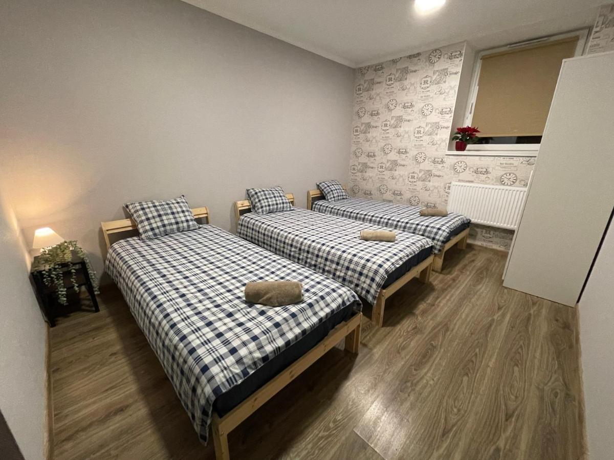 Anna'S Guesthouse Рига Экстерьер фото